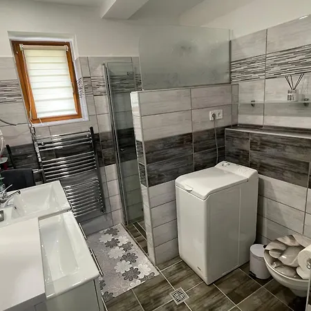 Zoja Apartmanhaz * Nagykanizsa